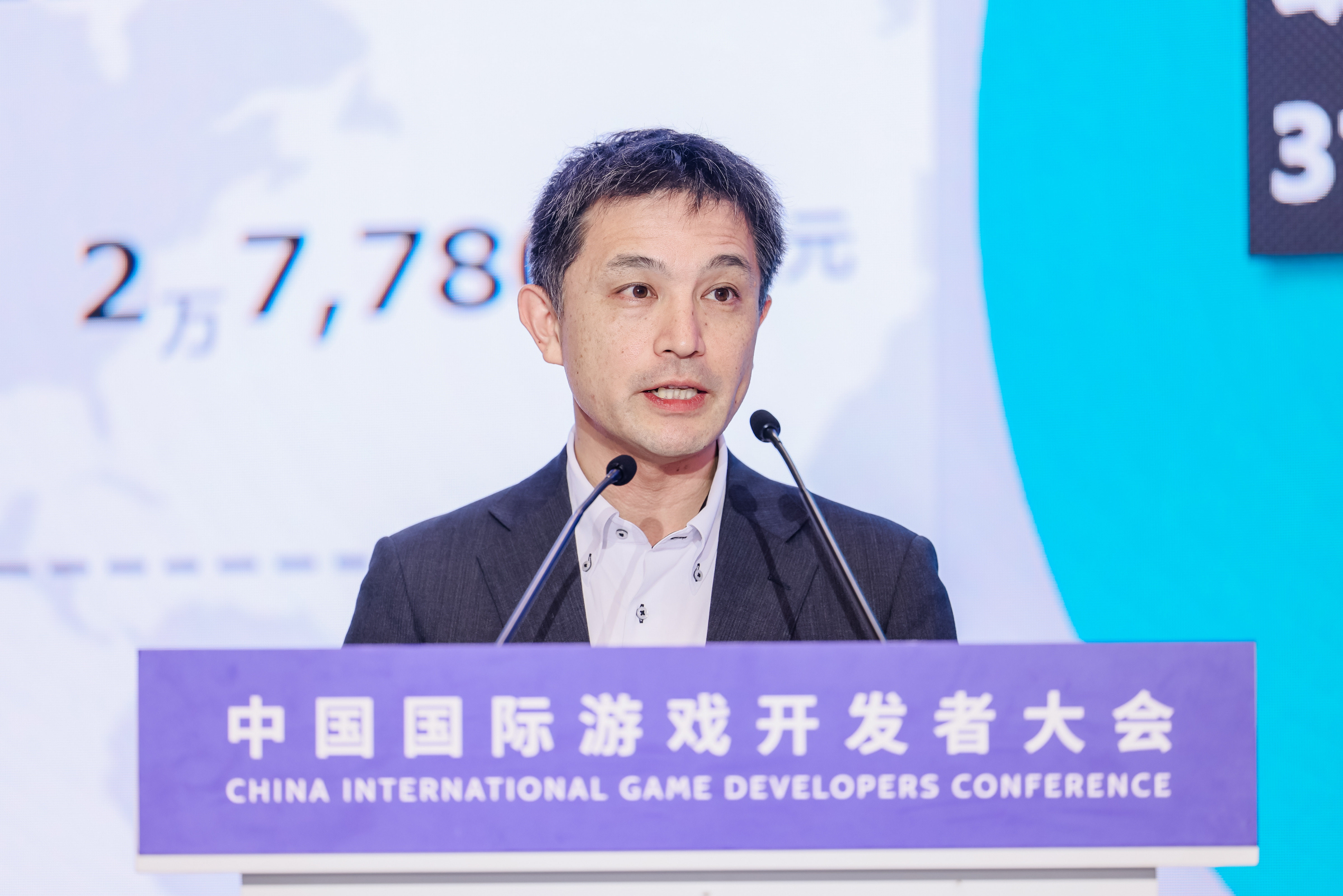 高村大辅.jpg