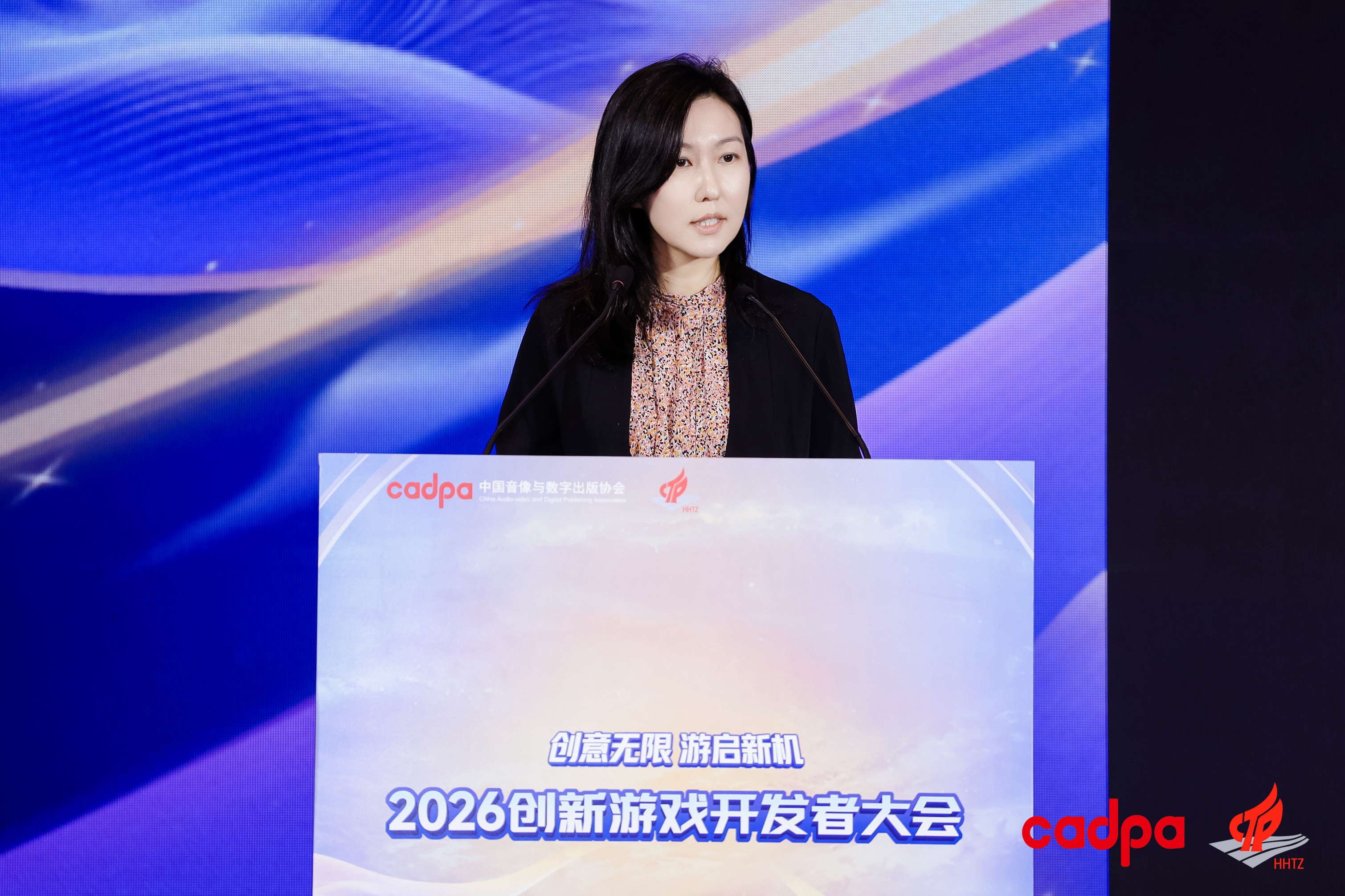 张晓芸.jpg 张晓芸.jpg