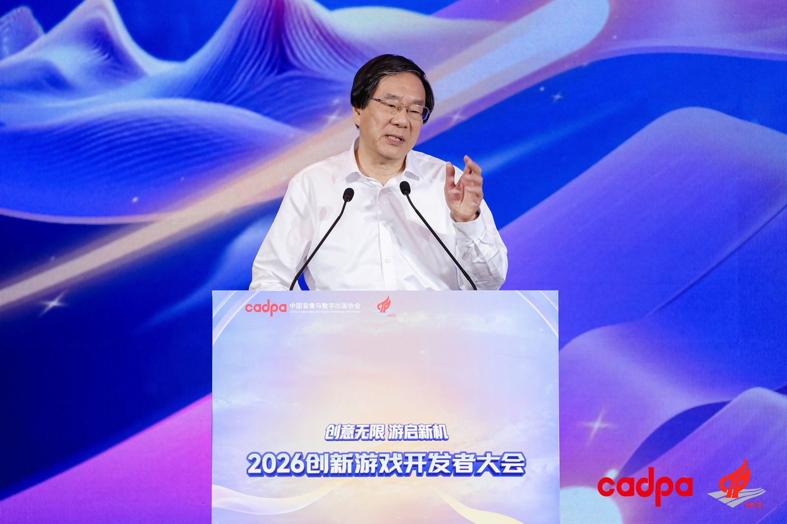 胡坚.jpg 胡坚.jpg